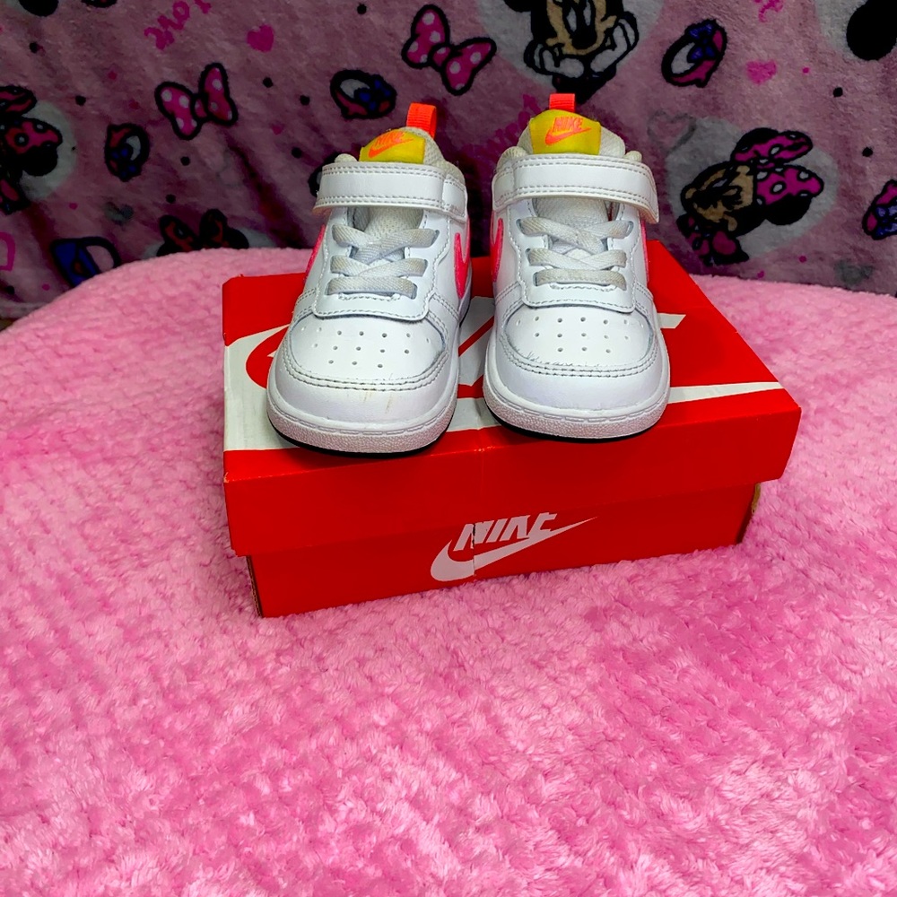Nike Court Borough Low 2 (TDV) Size 6c